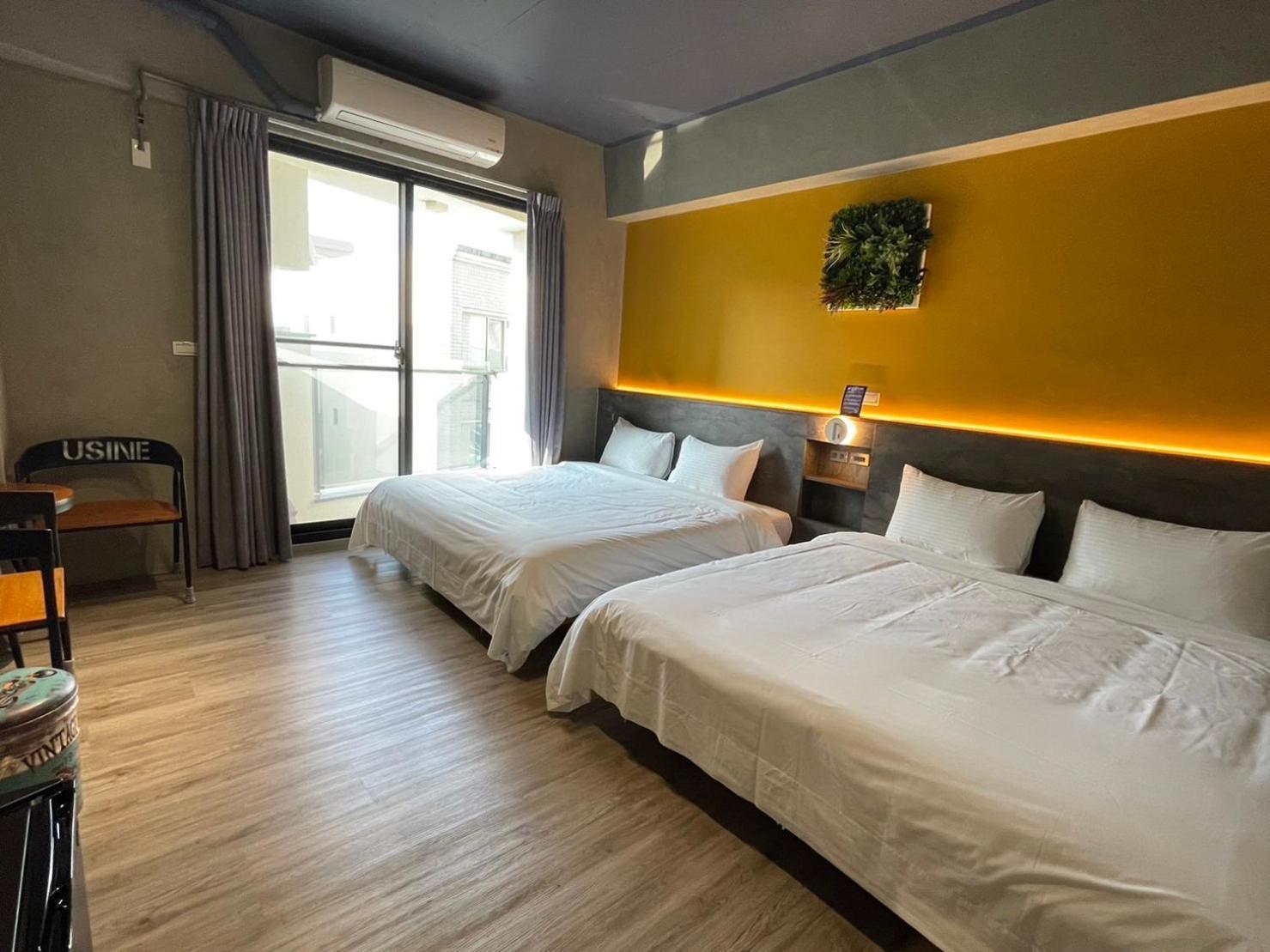 Long Lang Homestay Tainan Exterior photo