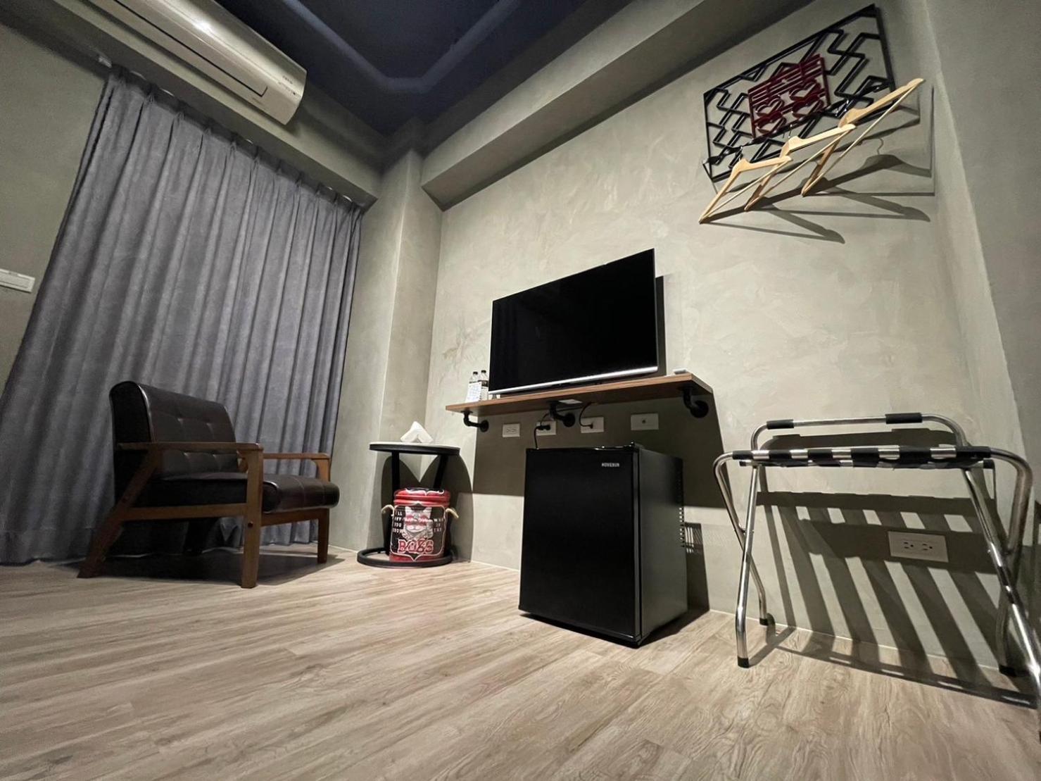 Long Lang Homestay Tainan Exterior photo
